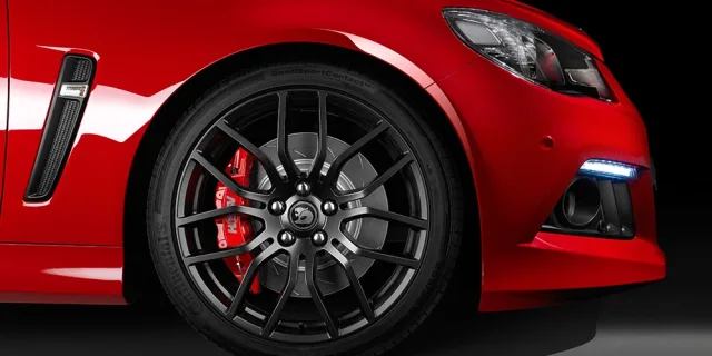 hsv-gen-f-maloo-r8-exterior-3-lg.jpg