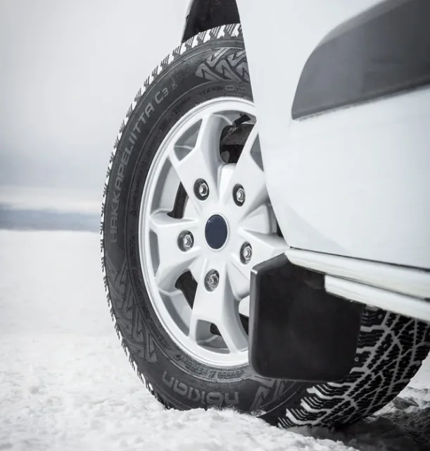Nokian_Hakkapeliitta_C3_017.jpg