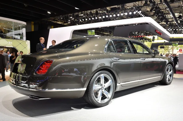 04-2015-bentley-mulsanne-speed-paris-1.jpg