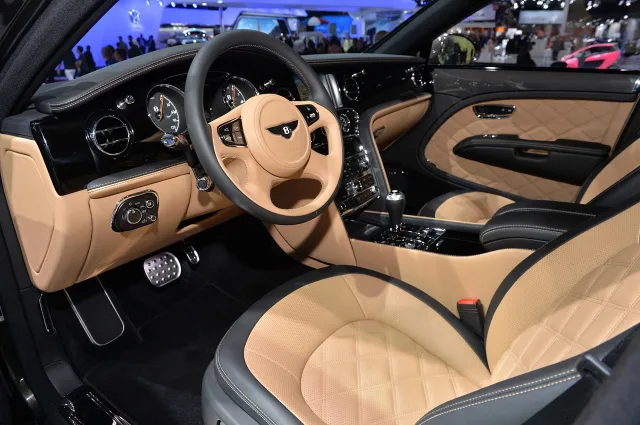 16-2015-bentley-mulsanne-speed-paris-1.jpg