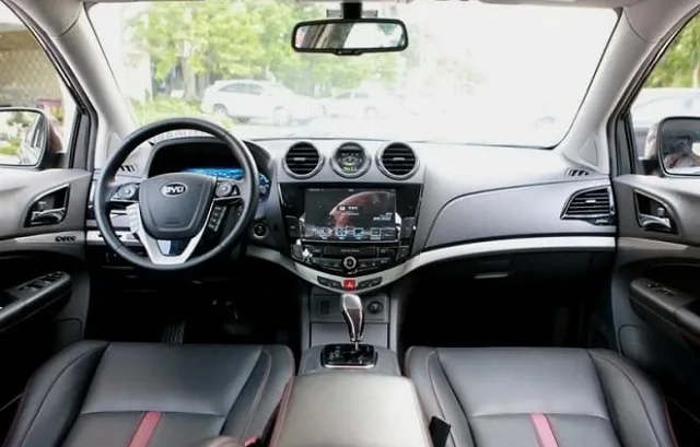 byd-s7-china-launch-1a-660x495.jpg