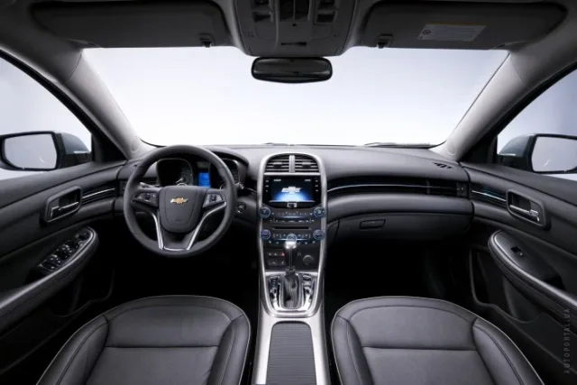 chevrolet-malibu-001d4a5-700.jpg