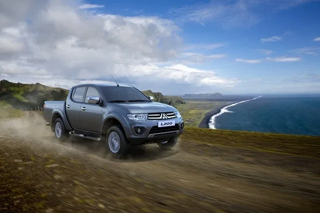 L200.jpg