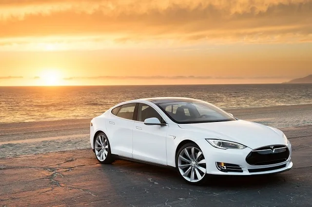 2014-tesla-model-s-front-view-sunset.jpg