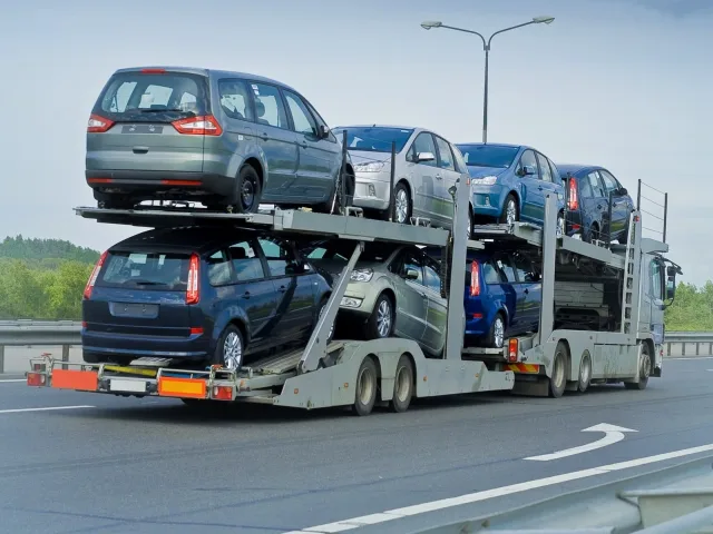 car_transporter3.jpg