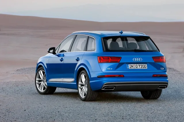 audi_q7_2015_02.jpg