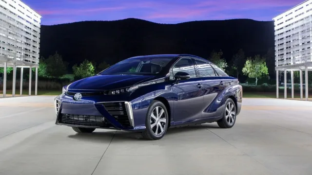 toyota-mirai1.jpg