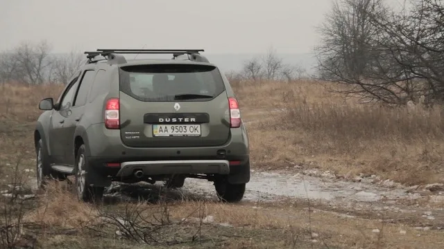 Renault_Duster_2015_0020.jpg