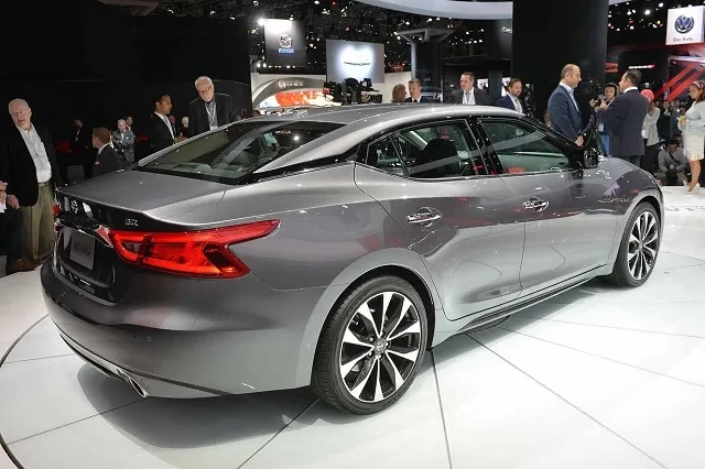 2016-Nissan-Maxima-New-York-Auto-Show-2015-4_1.jpg