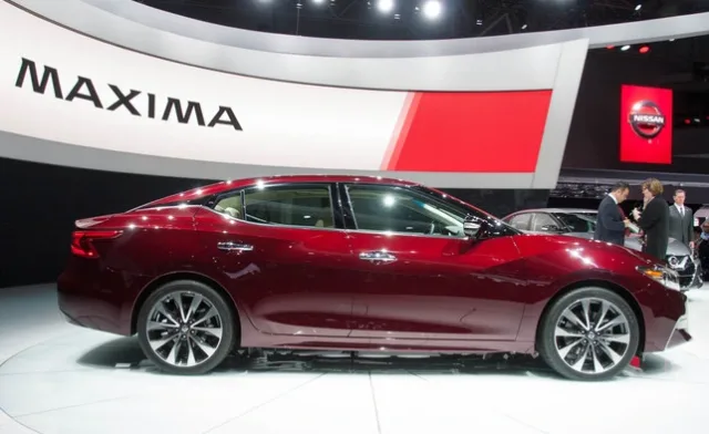 Nissan-Maxima-2016-New-York-12.jpg