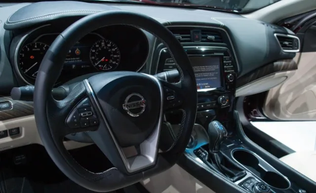 Nissan-Maxima-2016-New-York-21.jpg