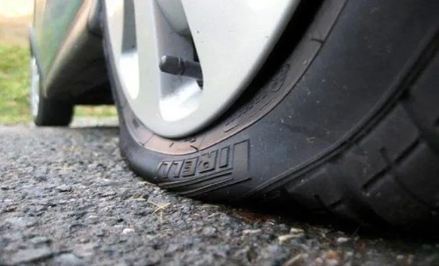 flat-tire.jpg