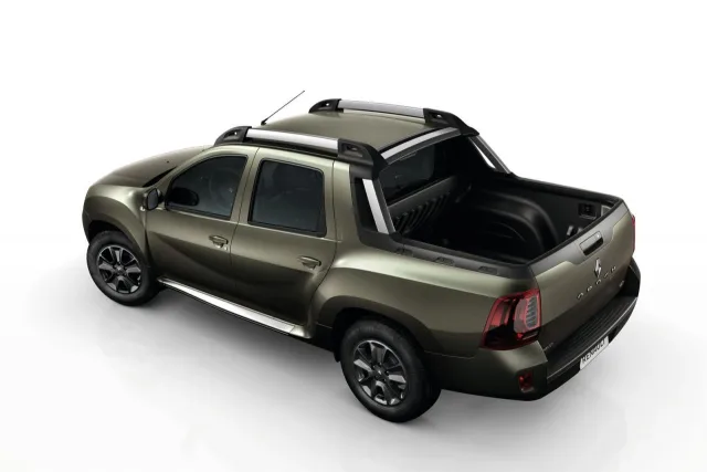 renault-duster-oroch003.jpg