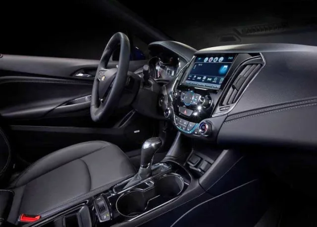 Chevrolet-Cruze_2016_5.jpg