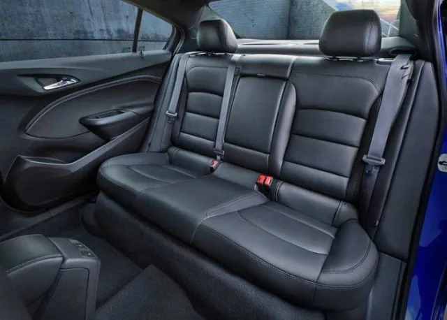 Chevrolet-Cruze_2016_6.jpg