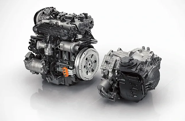 147970_The_all_new_Volvo_XC90_Twin_Engine_powertrain_crank_ISG.jpg