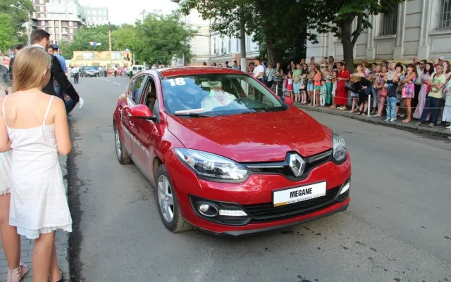 renault-na-odesskom-kinofestivale-2015-6-let-vmeste-2.jpg