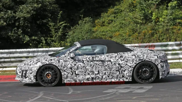 audi-r8-spyder-track-5-1.jpg