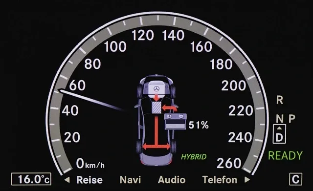 2010-mercedes-benz-s400-hybrid-motorauthority-010_100223656_l.jpg