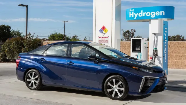 Toyota-Mirai.jpg