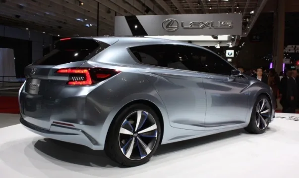 002-subaru-impreza-concept-tokyo-1.jpg