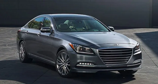 2014_Hyundai-Genesis_10.jpg