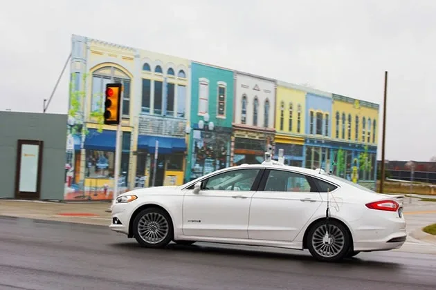 Ford-Tests-Self-Driving-Cars-in-Simulated-City.jpg