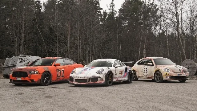 worn-looking-car-wrap.jpg