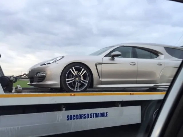 Panamera_Lijkwagen-03.jpg