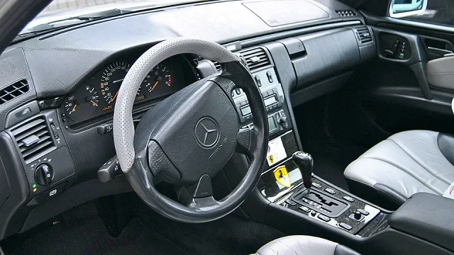 f23cbb60809e51188032e061ef9fa3df32c65b9b.jpg