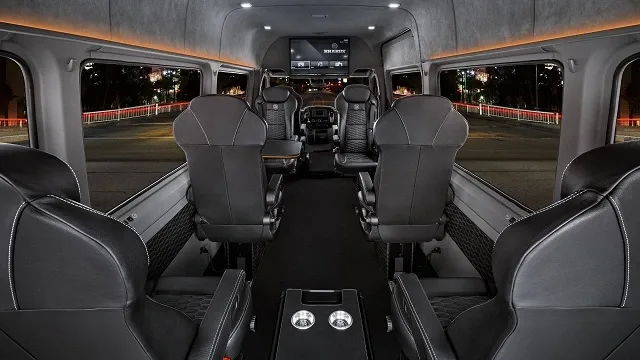 57fcb229ec05c41676000041.jpg