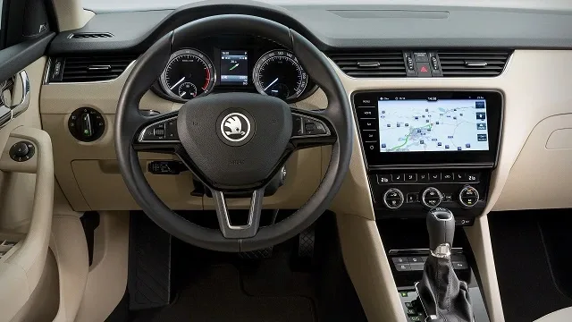2017-skoda-octavia-facelift-has-dual-headlights-inspired-by-the-w212-e-class_4.jpg