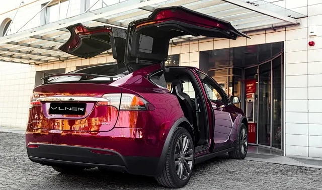 telsa-model-x-by-vilner3.jpg