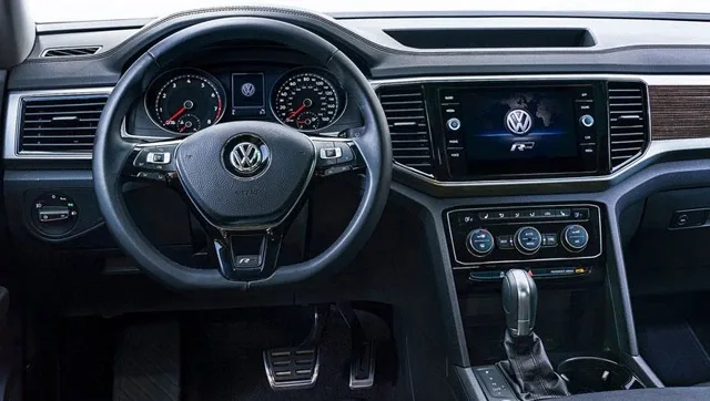 Volkswagen-Atlas-R-Line-2018-3.jpg