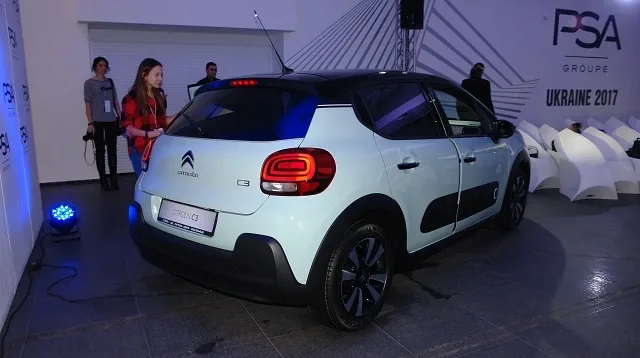 citroen-c3-17-present-2.jpg