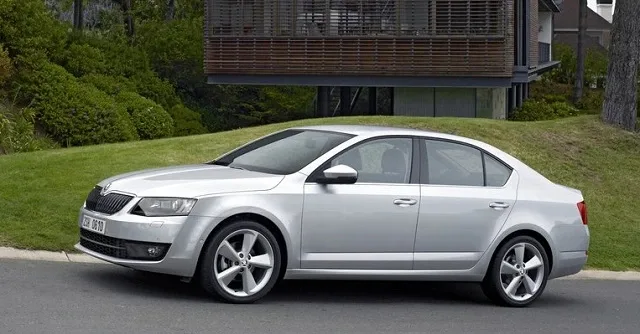 Skoda-Octavia-2013-800-06.jpg