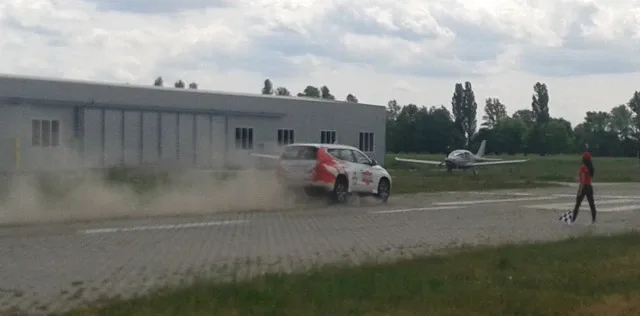 mitsubishi-dakar-ua-20.jpg