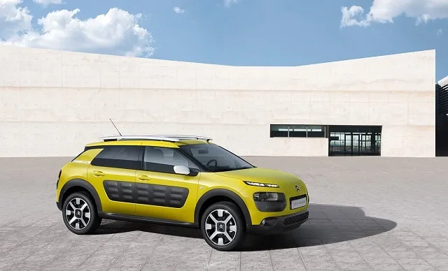 ais-newcarsfest-cactus.jpg