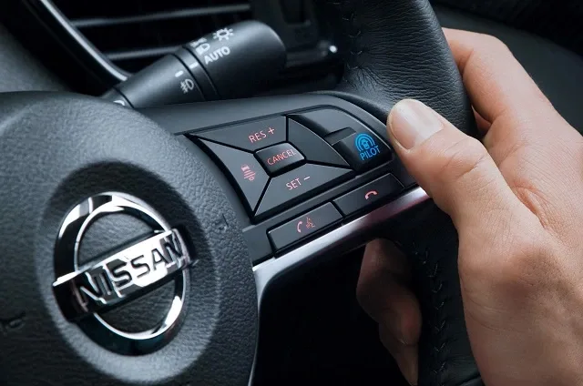 Nissan_X_Trail_ProPilot_2.jpg