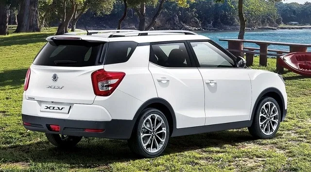SsangYong-Tivoli_XLV-2017-800-03.jpg