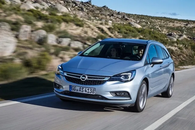 ais-opel-astra500-3.jpg