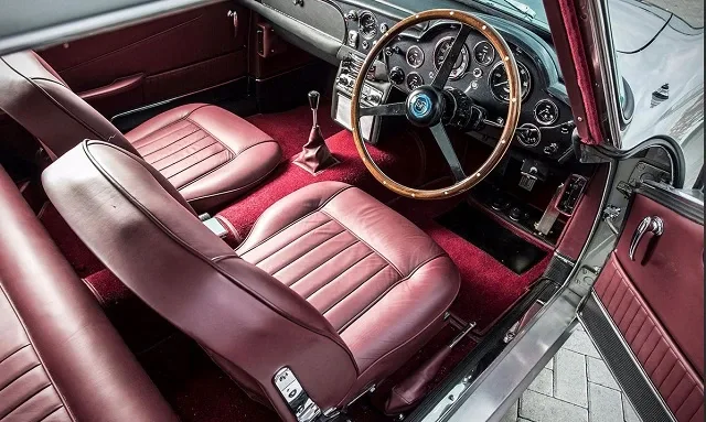 aston-marti-at-auction-03.jpg