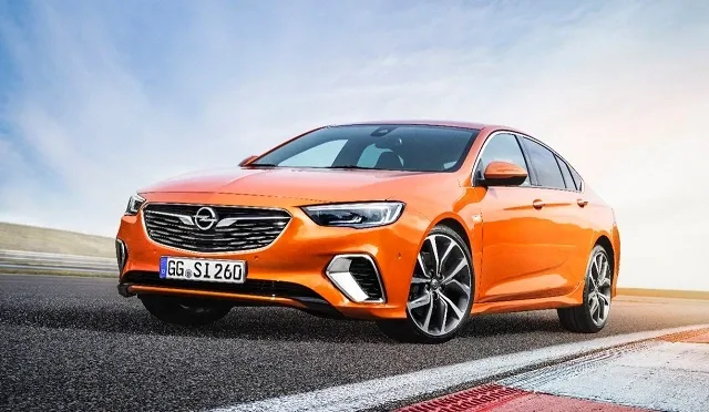 ais-Opel-Insignia-GSi-3.jpg