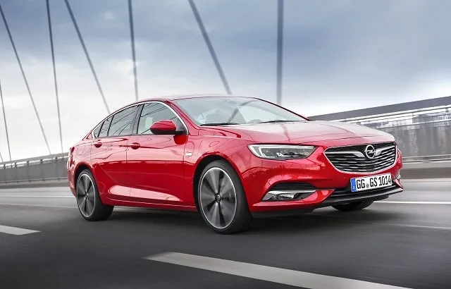 ais-Opel-Insignia-2.jpg