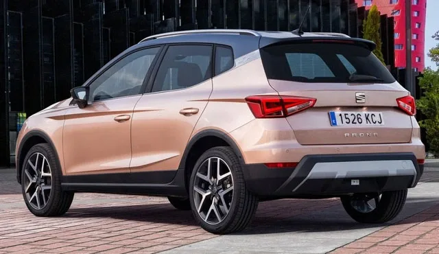 seat-arona-ua2.jpg