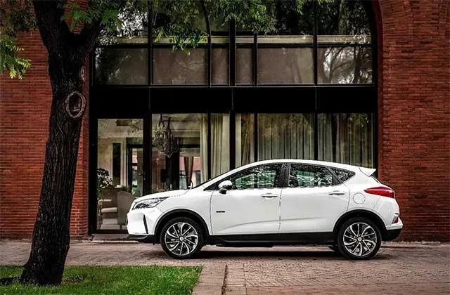 ais-geely-gse-3.jpg