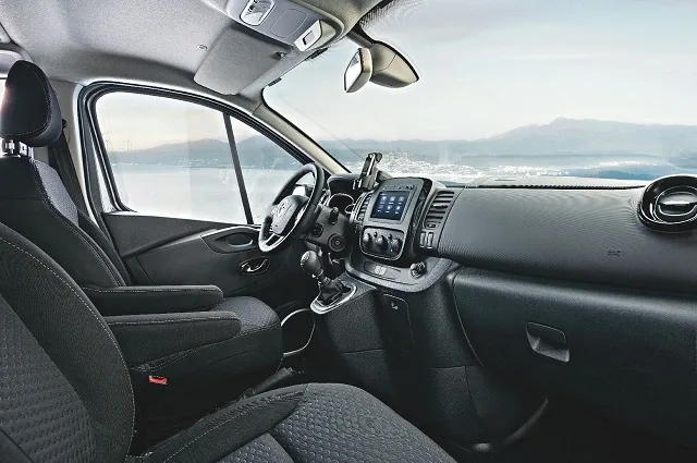 ais-OPEL-VIVARO-2.jpg