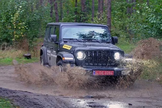 pr-jeep-wrangler-2.jpg