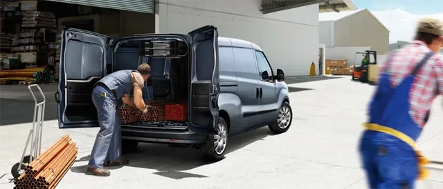 ais-opel-combo2.jpg