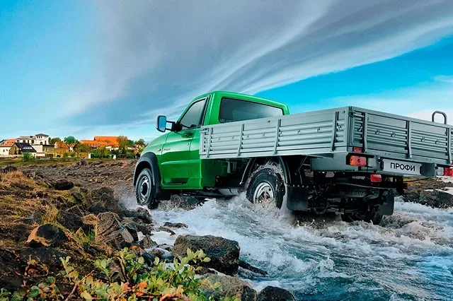 uaz3.jpg